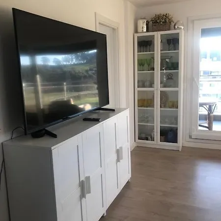 3 Miramar, * לואנקו